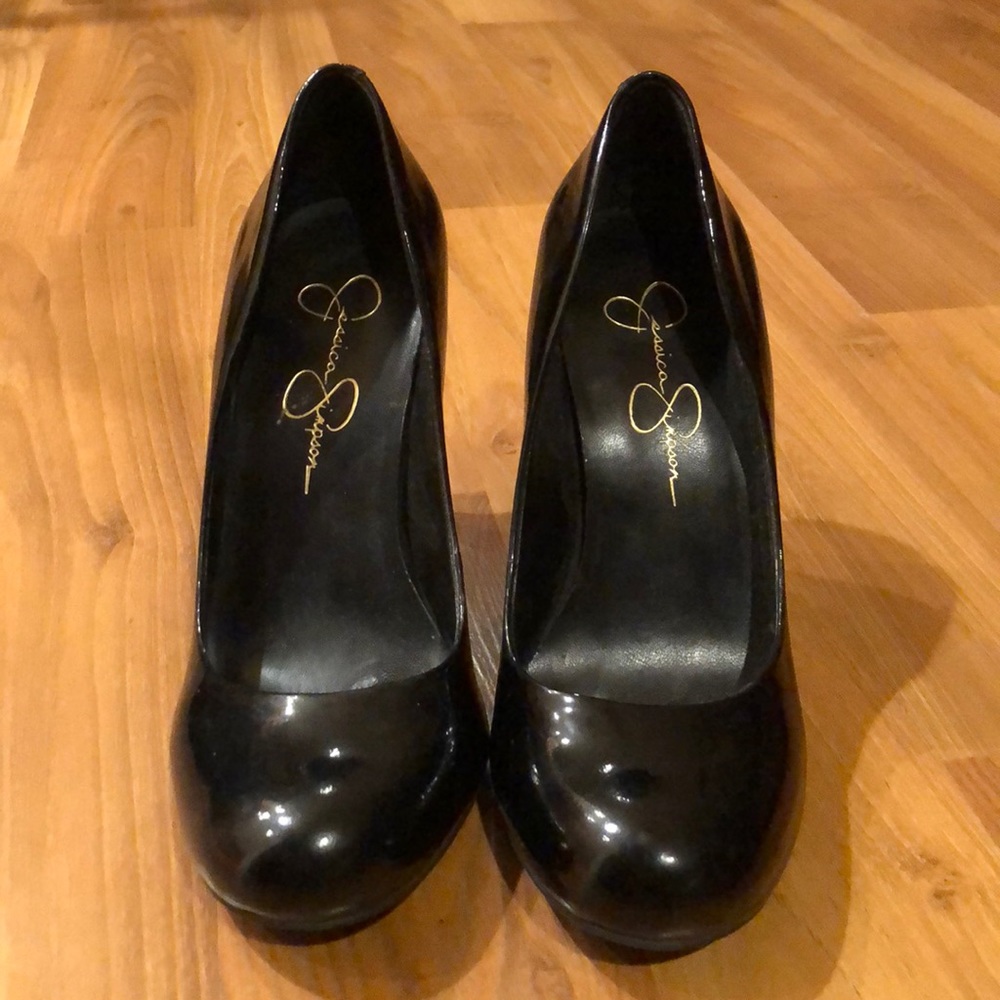 Black patent heels
